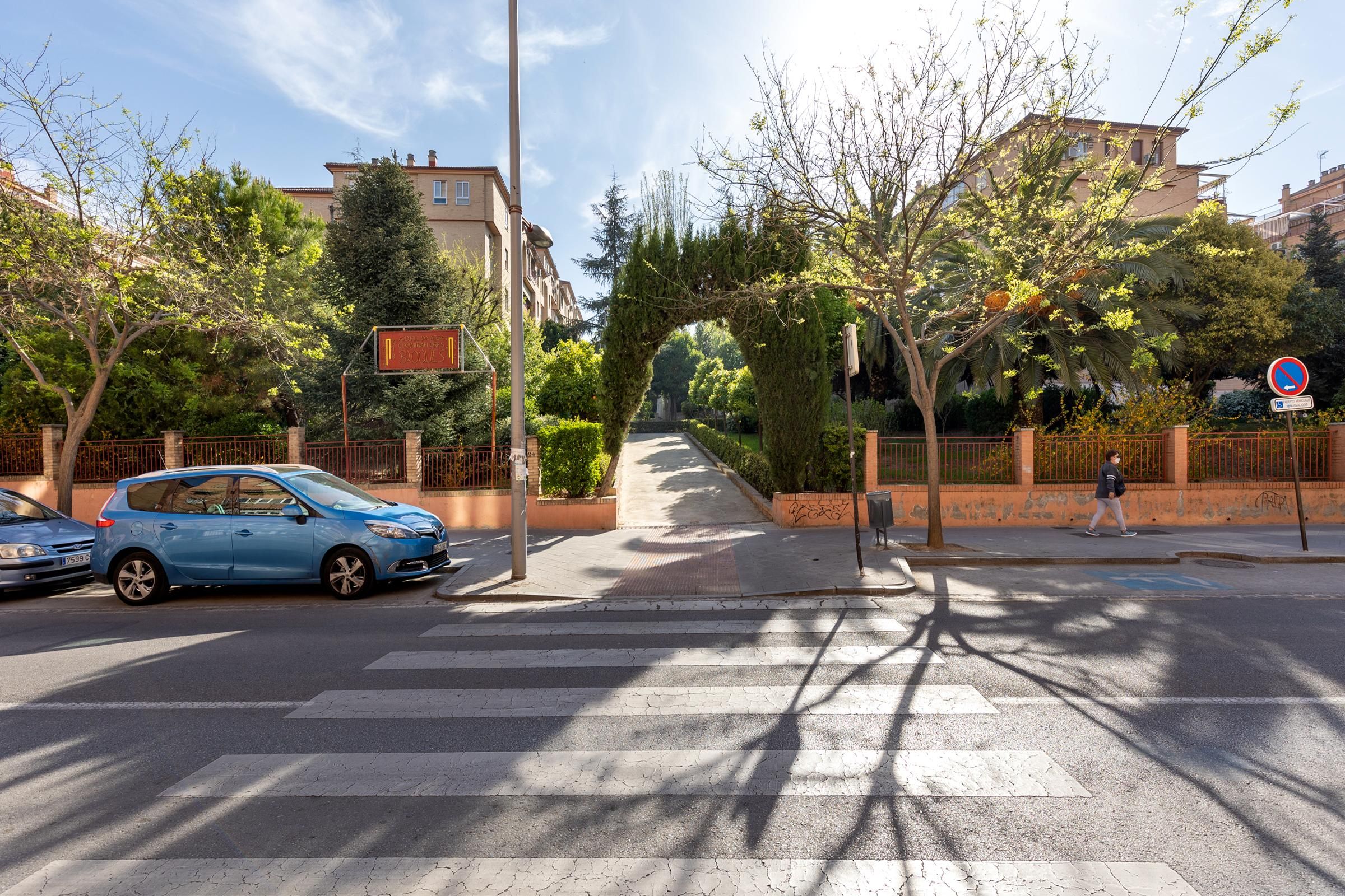 Exterior view of Flat for sale in  Granada Capital  with Air Conditioner and Balcony