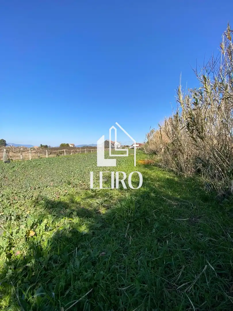 Terrenos y solares en venta en Sobrán