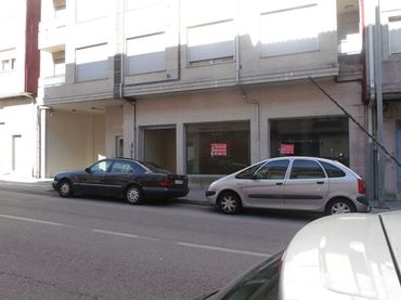 Gewerbefläche zum Verkauf in Boiro
