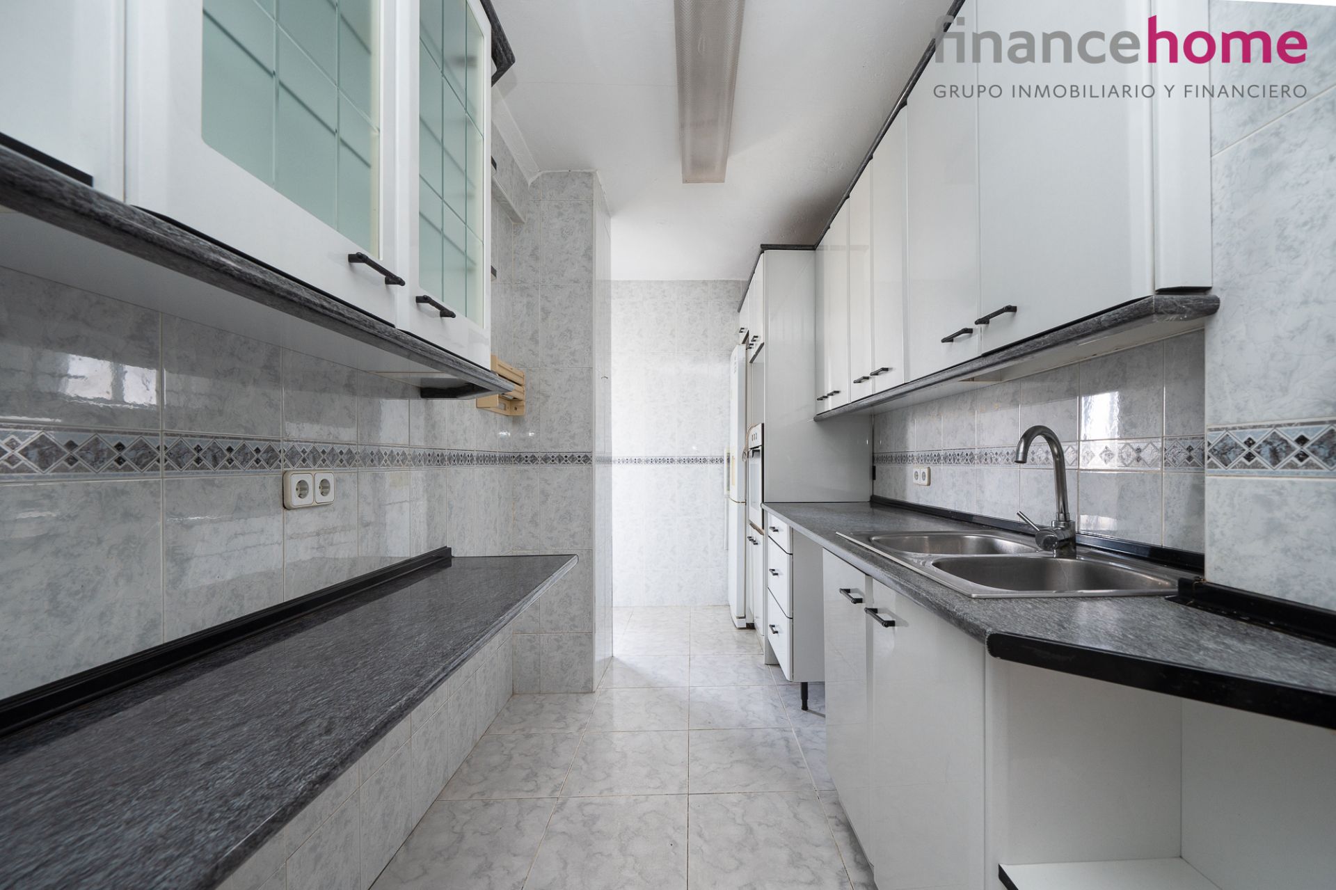 Kitchen of Flat for sale in Torrejón de Ardoz  with Heating, Storage room and Community pool