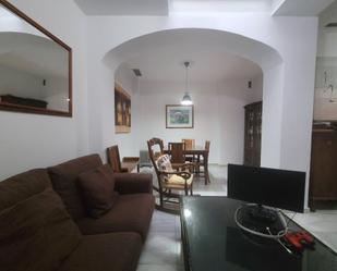 Living room of Single-family semi-detached for sale in  Sevilla Capital  with Air Conditioner, Terrace and Furnished