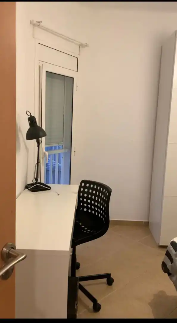 Flat for share in Sant Andreu