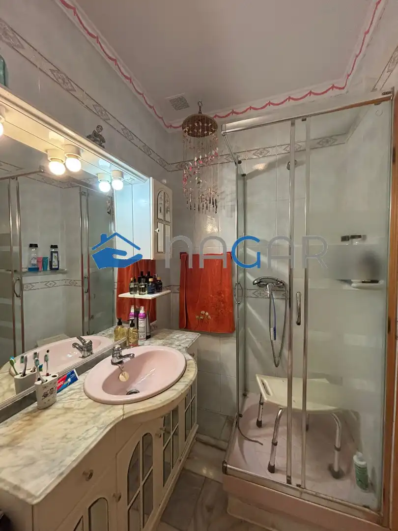Bathroom of Country homes for sale in La Línea de la Concepción  with Swimming Pool and Furnished