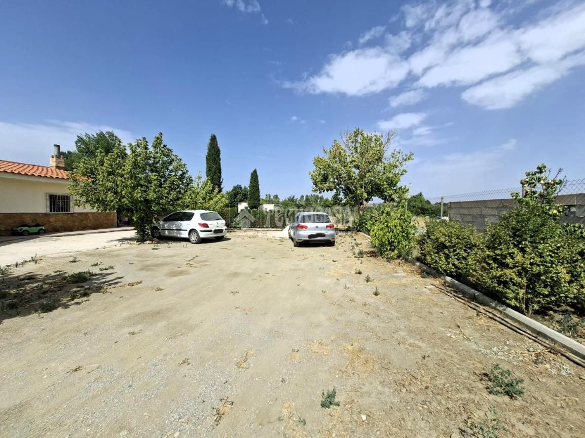 Country house for sale