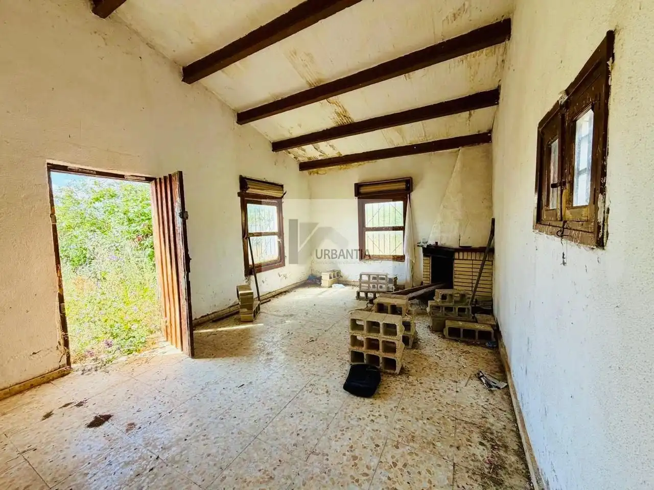 Sala de estar de Terreno en venta en Allo