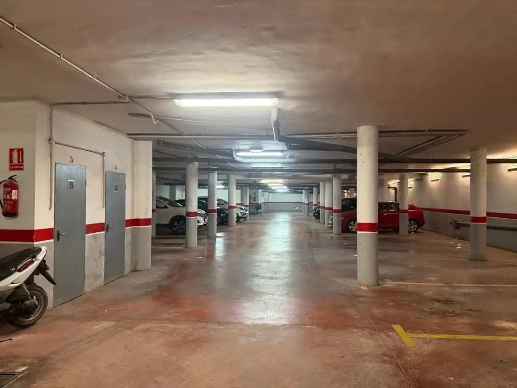 Individuel avec ascenseur à vendre à C. Gregorio de la Rosa