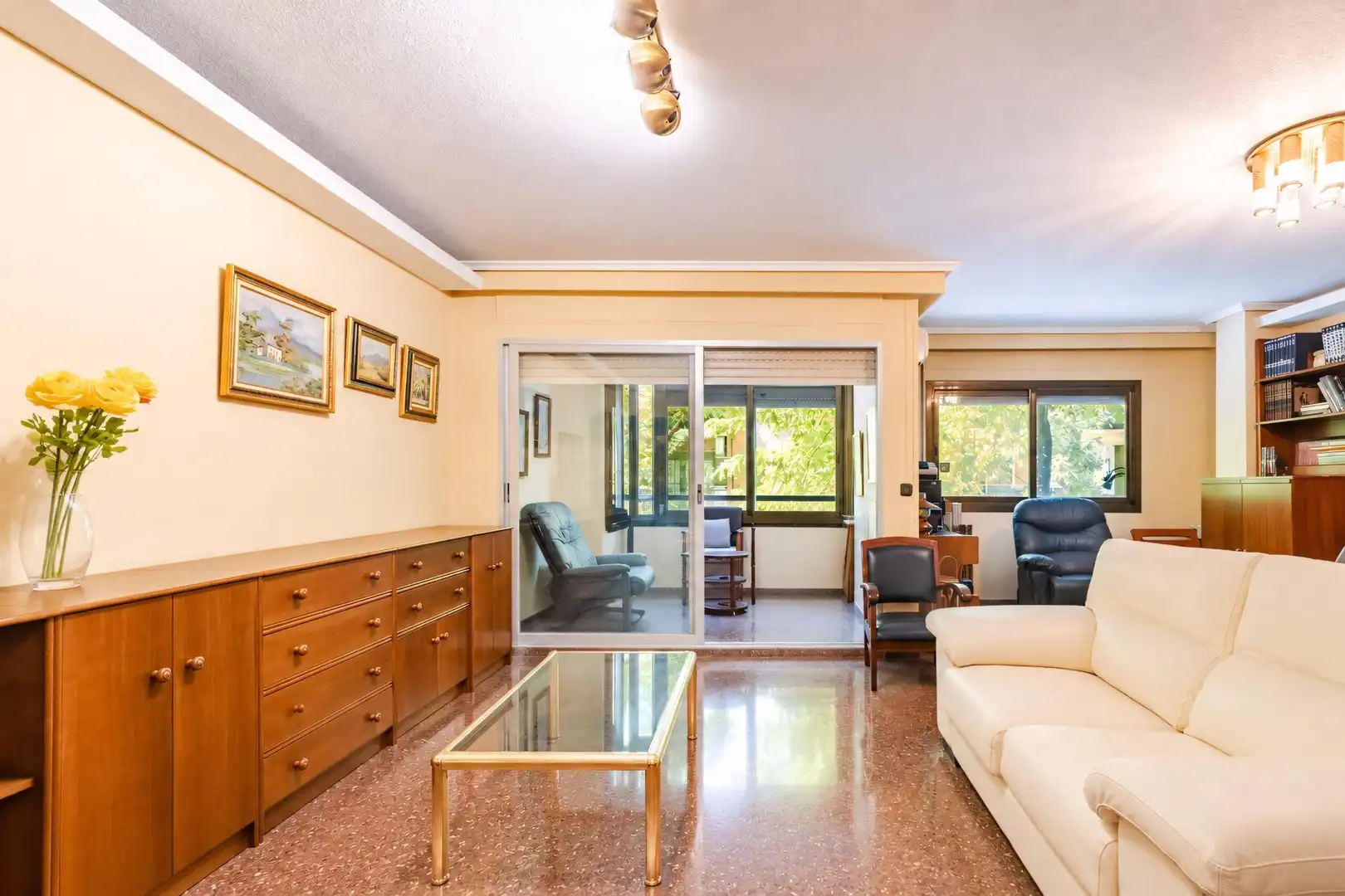Appartamento con terrazza in vendita a AYORA, imagen 2