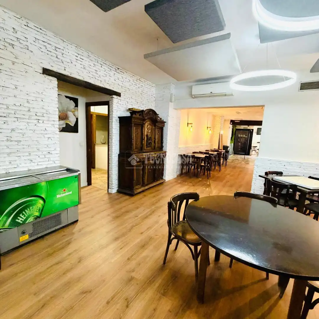 Commercial properties for sale in Villaconejos  with Air Conditioner