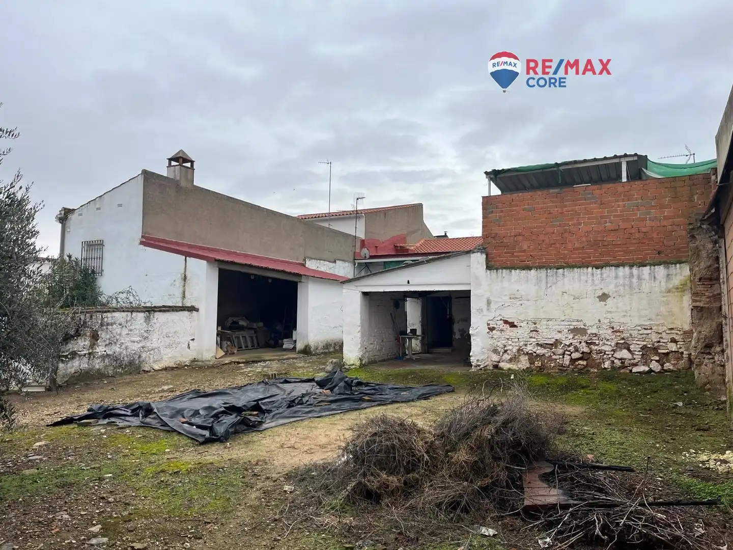 Vista exterior de Casa o chalet en venta en La Albuera con Jardín privado