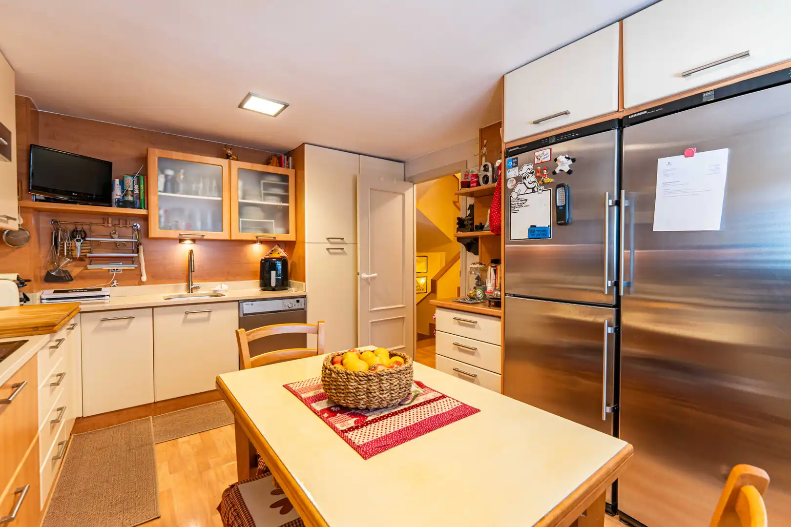 Cocina de Casa adosada en venta en Las Rozas de Madrid con Aire acondicionado, Calefacción y Jardín privado