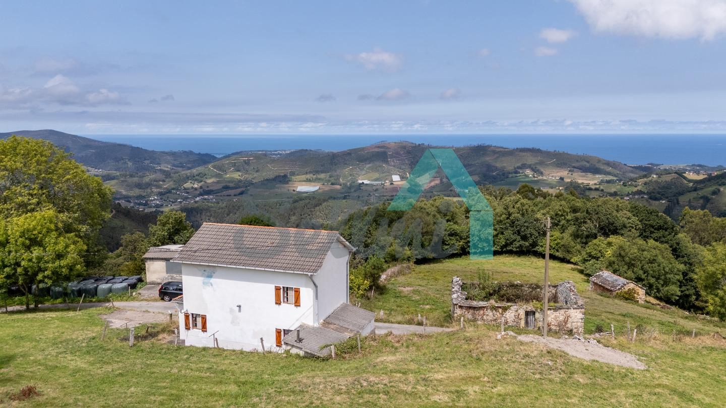 Casa o xalet en venda a La Cadorna, Valdés - Luarca