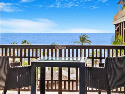 Vista exterior de Apartament en venda en Marbella amb Aire condicionat, Calefacció i Terrassa