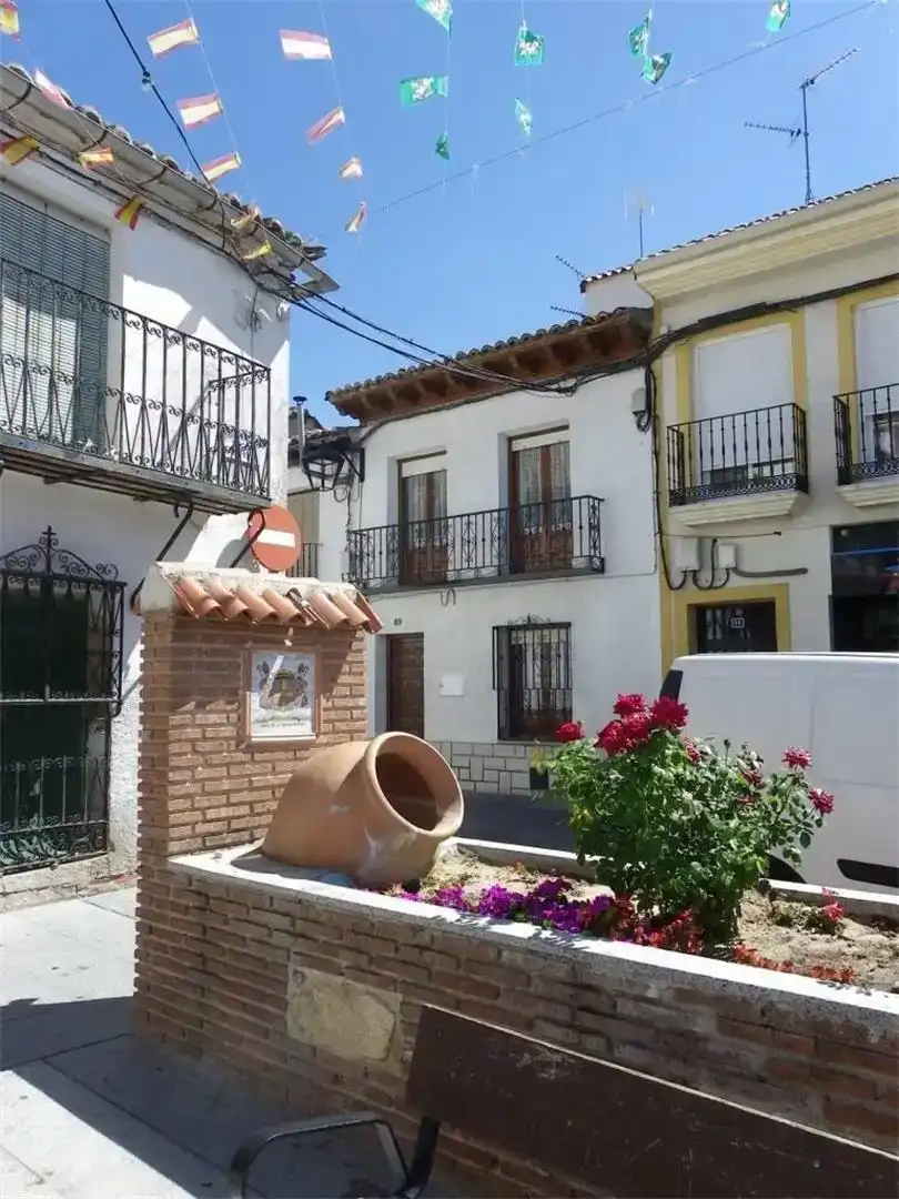 Vista exterior de Casa adosada en venda en Méntrida amb Balcó