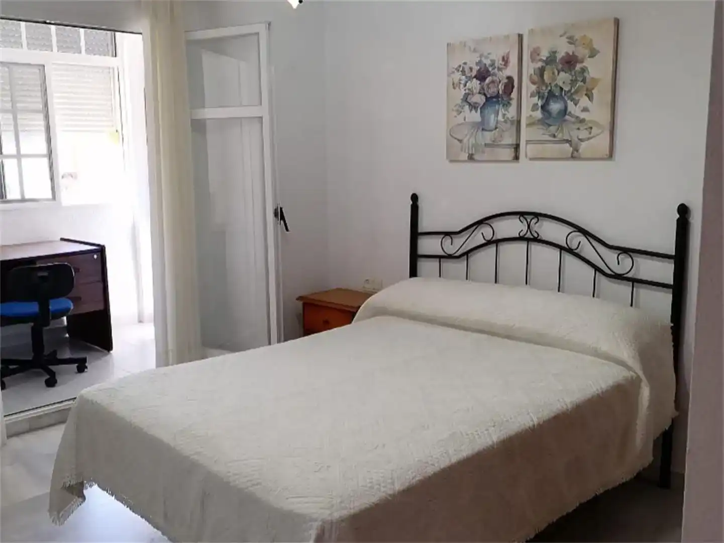 Habitación de Casa adosada de alquiler en Centro
