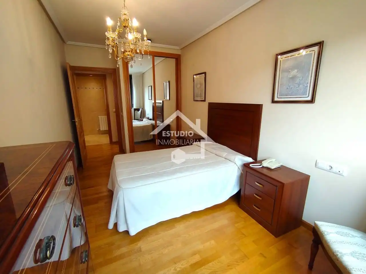 Schlafzimmer von Wohnung zum Verkauf in Oyón-Oion mit Heizung, Abstellraum und Balkon