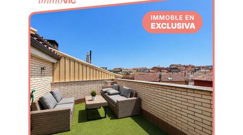 Terrassa, llum natural i espais versàtils