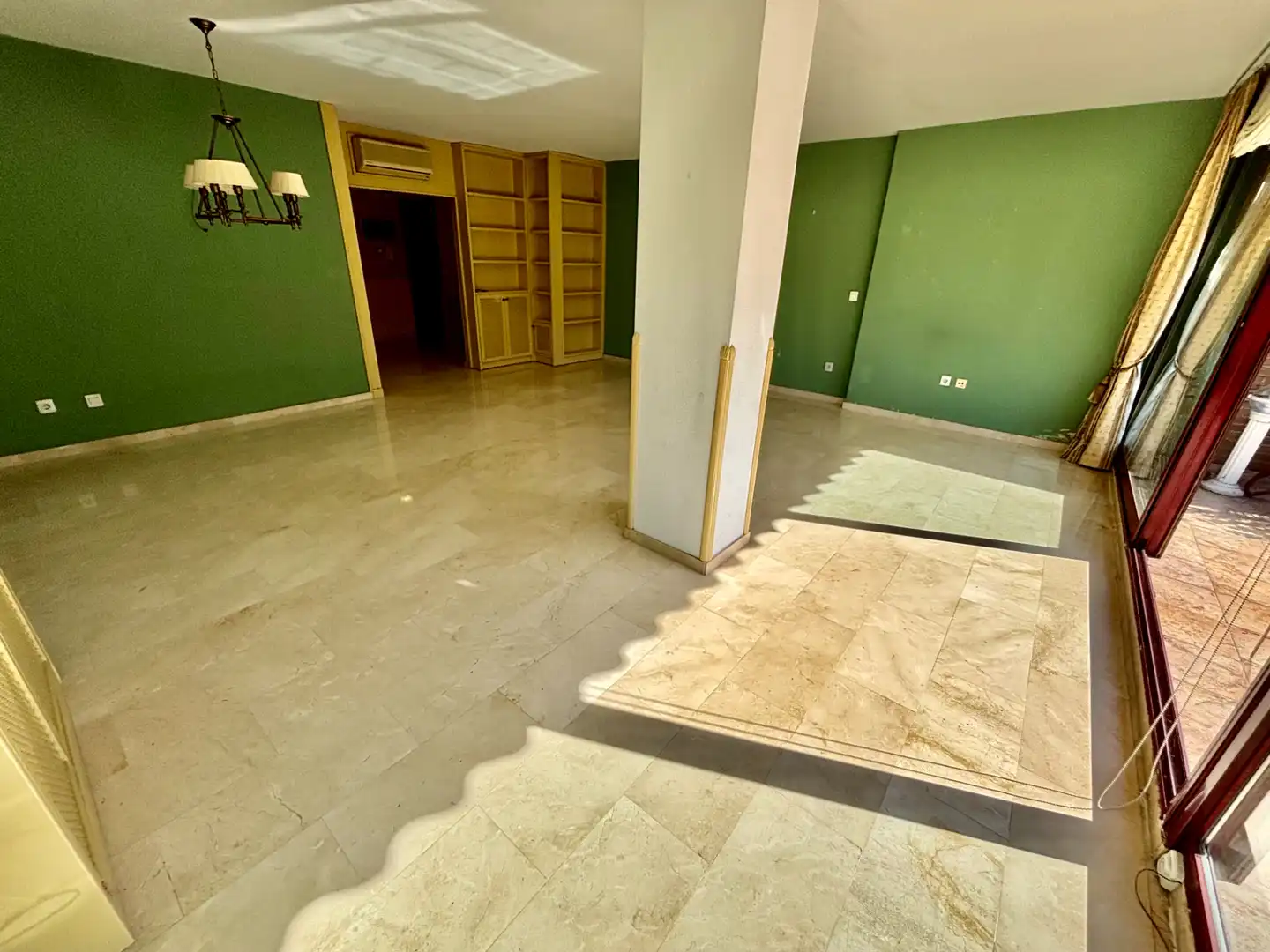 Piso en venta en Alicante / Alacant con Aire acondicionado, Calefacción y Terraza