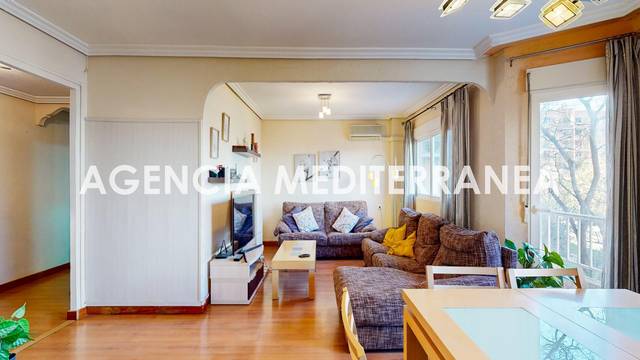 Piso en Venta en Calle NICOLAU PRIMITIU GOMEZ SE en Sant Isidre