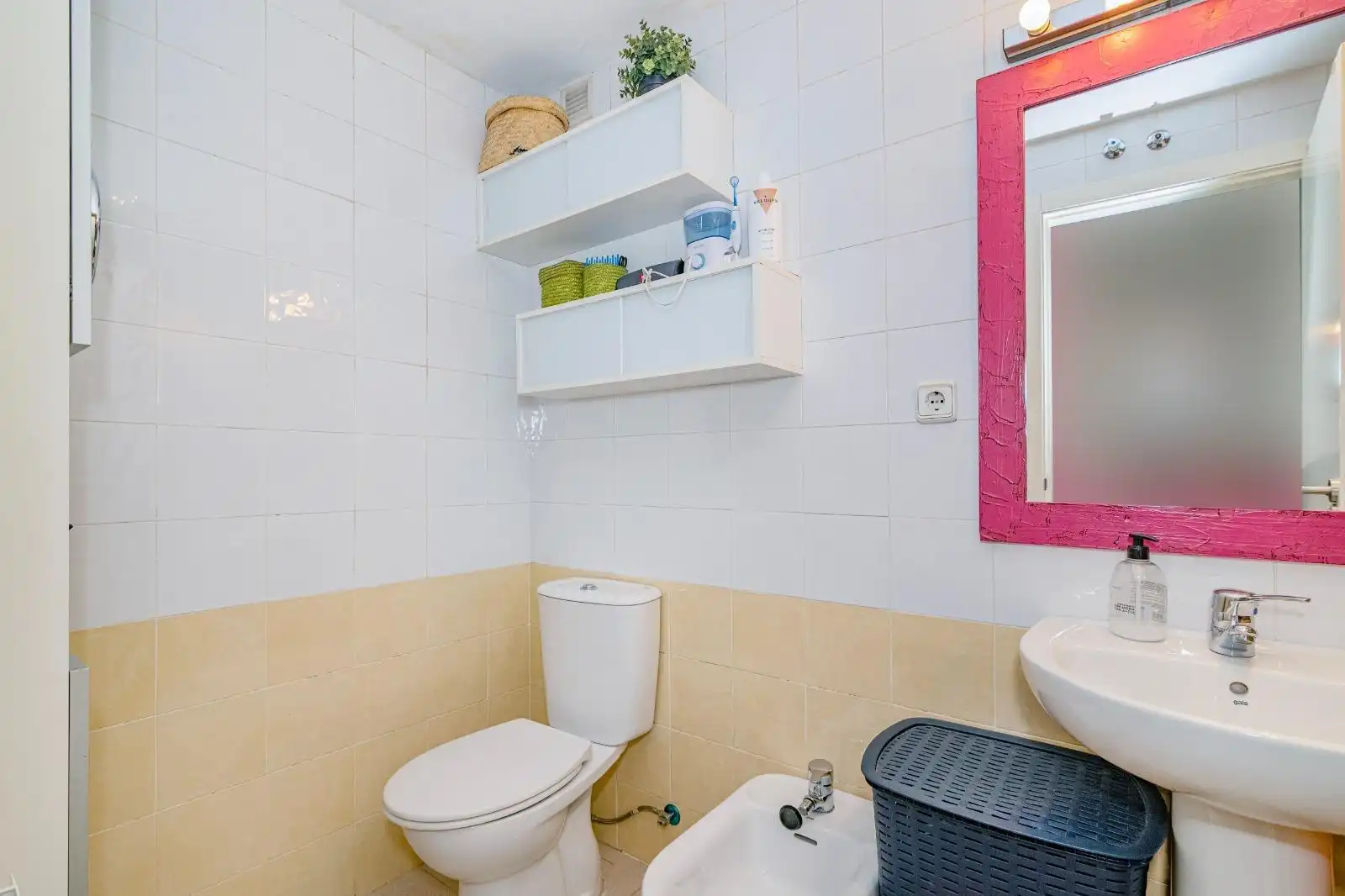 Bathroom of Flat for sale in Norte
