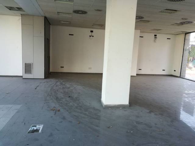 Local comercial en Alquiler en Cerdeño - El Palais - Mercadín