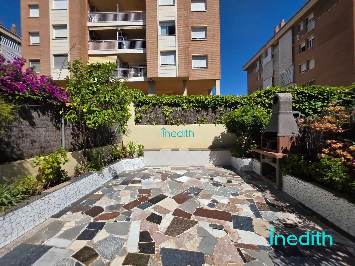 Jardín de Casa o chalet en venta en Viladecans con Calefacción, Jardín privado y Terraza