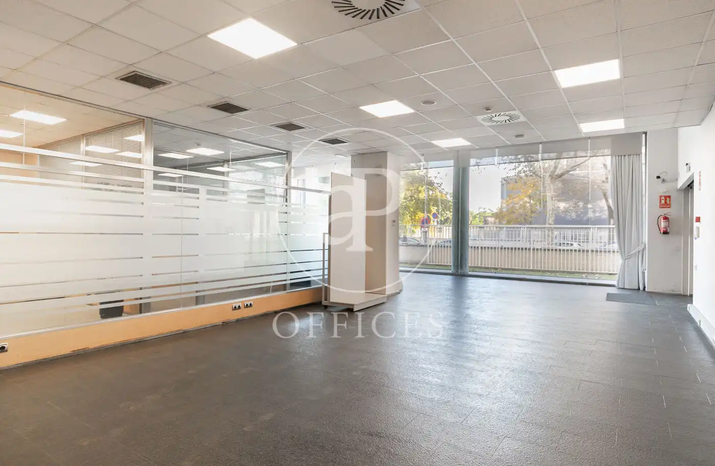 Office space with lift to rent in Carrer del Plom, imagen 69