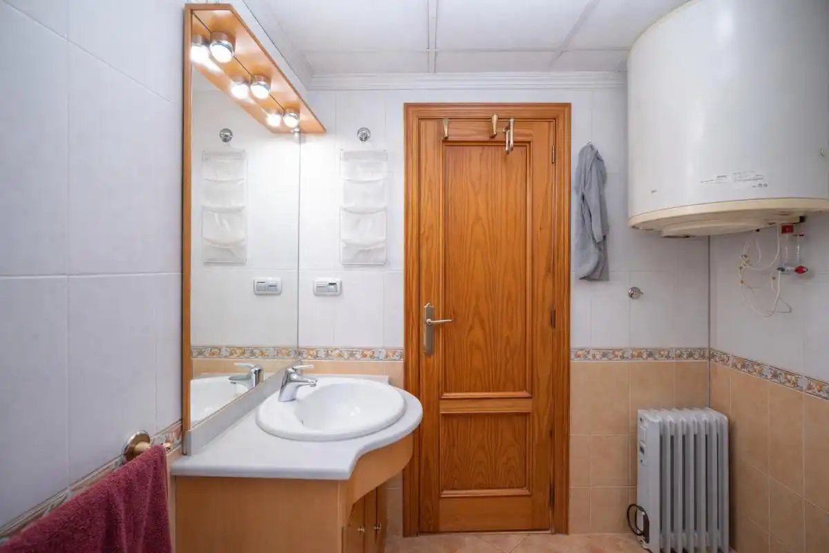 Baño de Casa o chalet en venta en Mutxamel con Aire acondicionado, Calefacción y Jardín privado