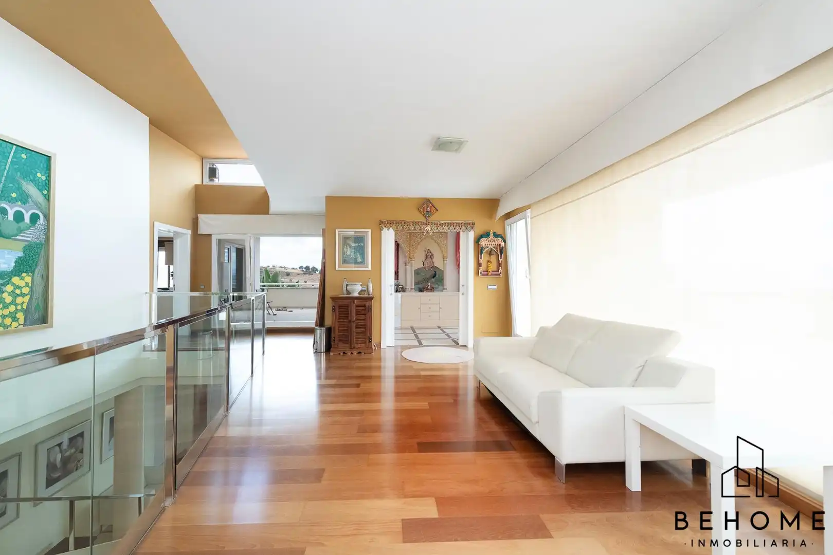 Sala d'estar de Casa o xalet en venda en Alhaurín de la Torre amb Aire condicionat, Jardí privat i Terrassa