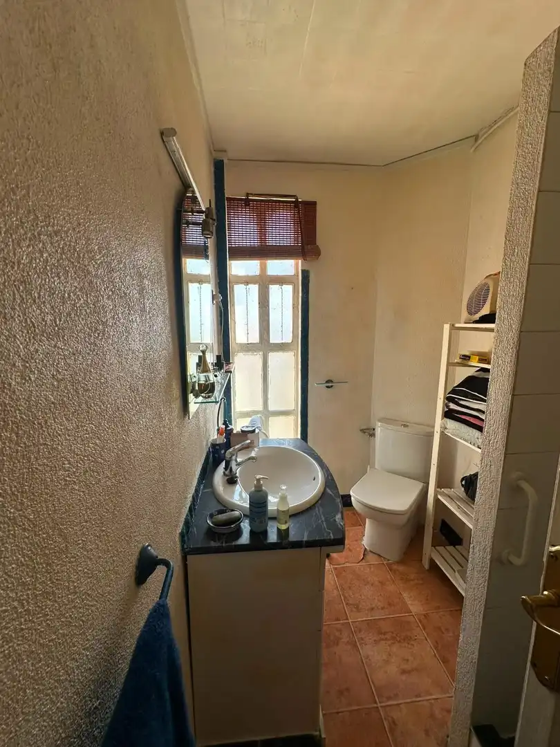 Bany de Apartament en venda en Barcelona amb Aire condicionat