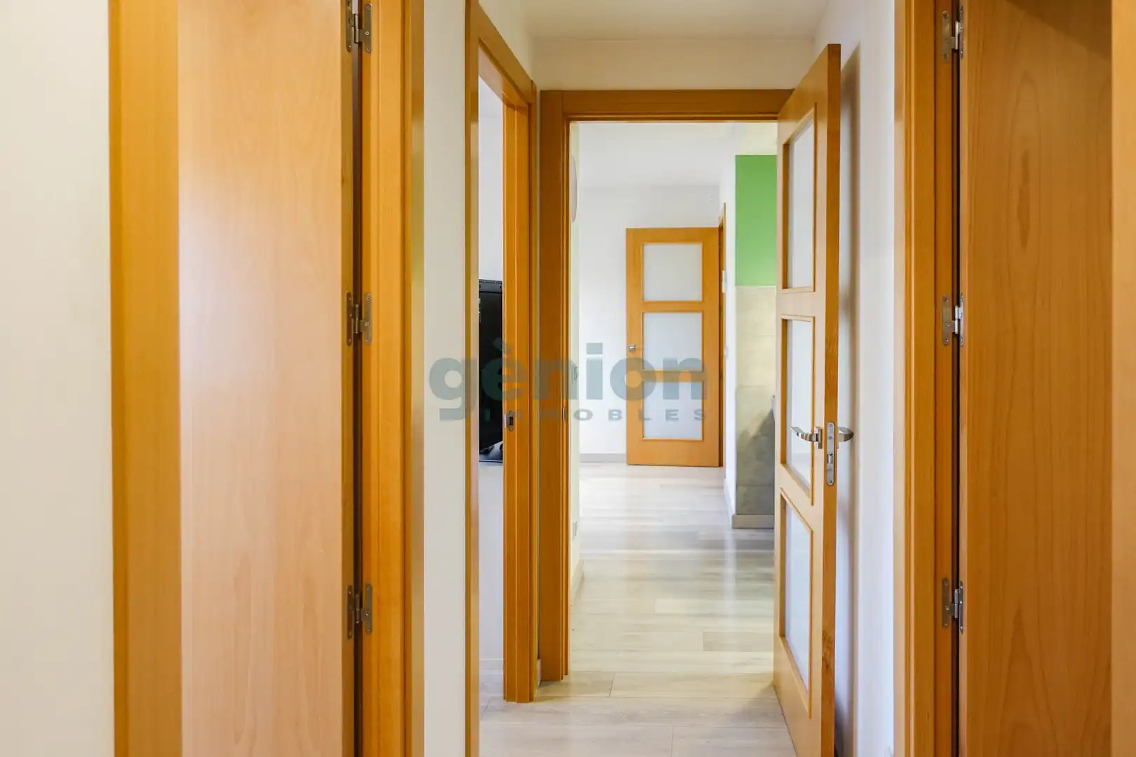Flat for sale in Girona  with Air Conditioner and Heating