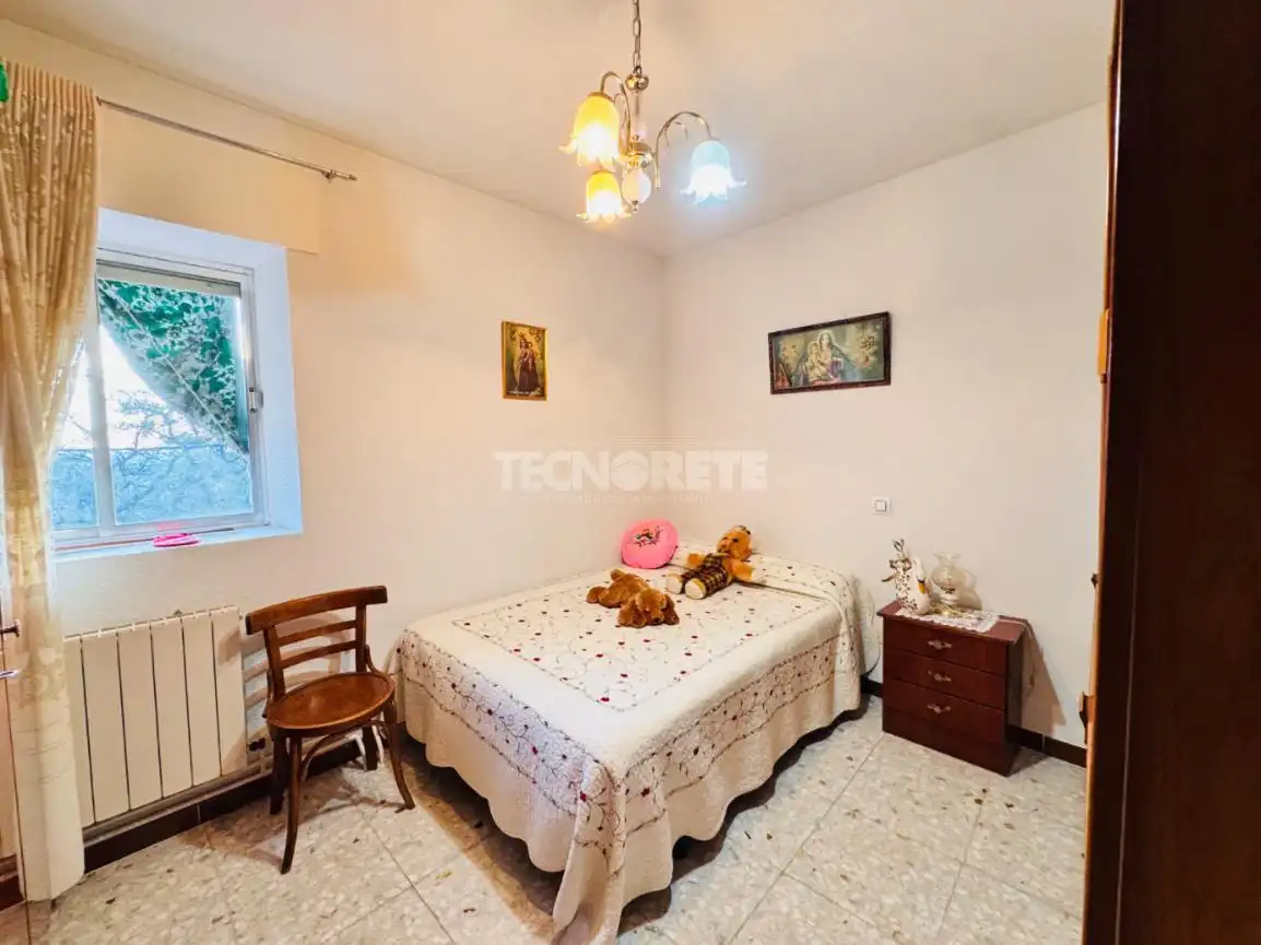 Dormitori de Casa adosada en venda en El Real de San Vicente amb Calefacció i Terrassa
