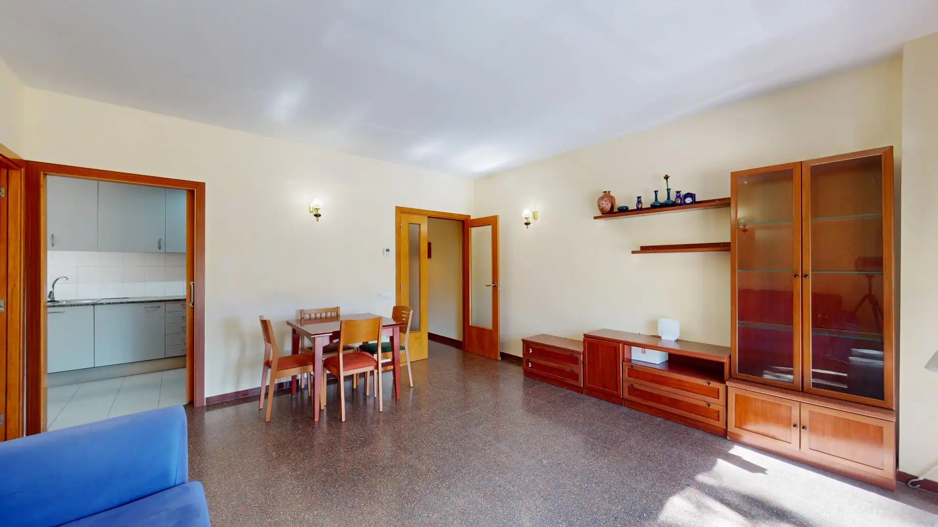 Wohnzimmer von Wohnung zum Verkauf in Barcelona mit Heizung und Balkon