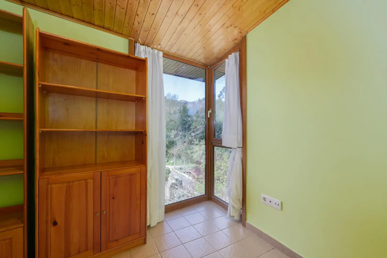 Bedroom of Houses for sale in Arbo  with Heating, Private garden and Storage room
