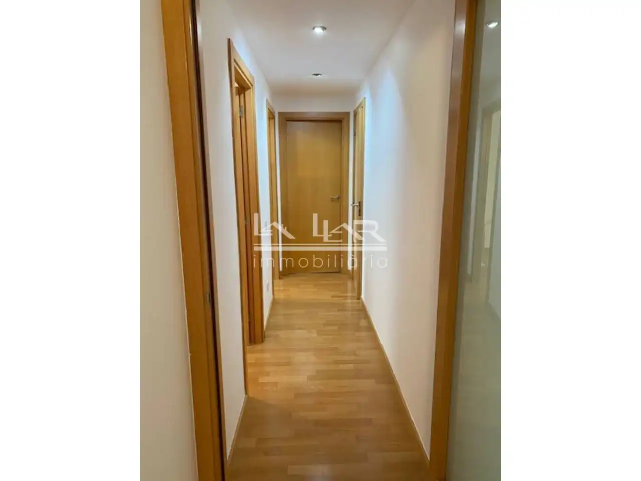 Flat for sale in Vic  with Heating and Balcony