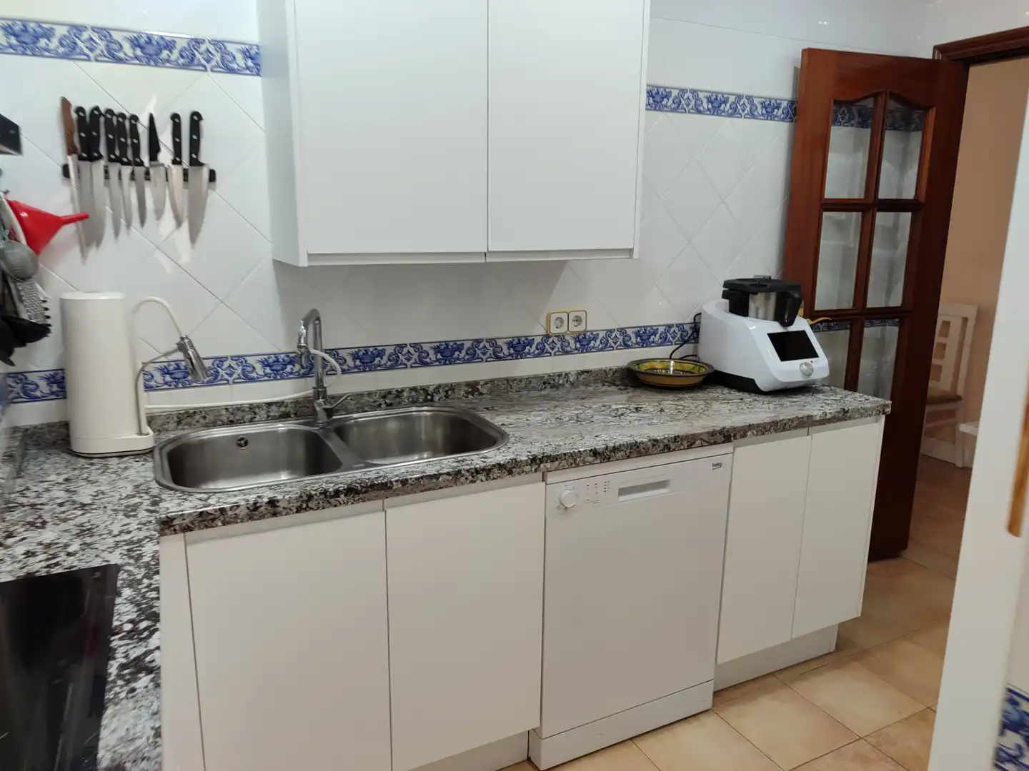 Cuina de Pis en venda en Utrera amb Aire condicionat, Calefacció i Parquet