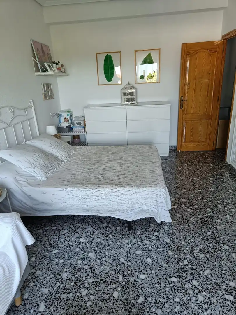 Habitación de Casa o chalet en venta en Torrent con Aire acondicionado, Jardín privado y Terraza