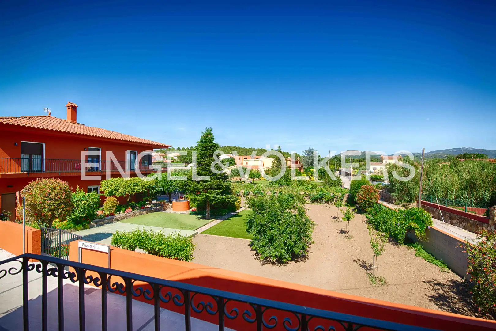 Terraza de Casa adosada en venta en Garriguella con Calefacción, Jardín privado y Terraza