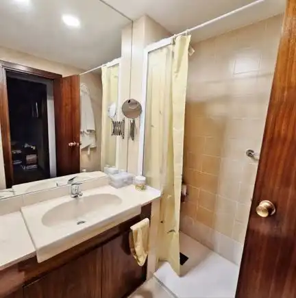 Flat with terrace for sale in Ciudad Lineal, imagen 14