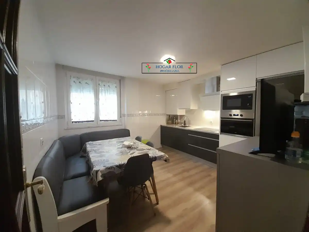 Kitchen of Duplexes for sale in Villares de la Reina  with Heating and Storage room
