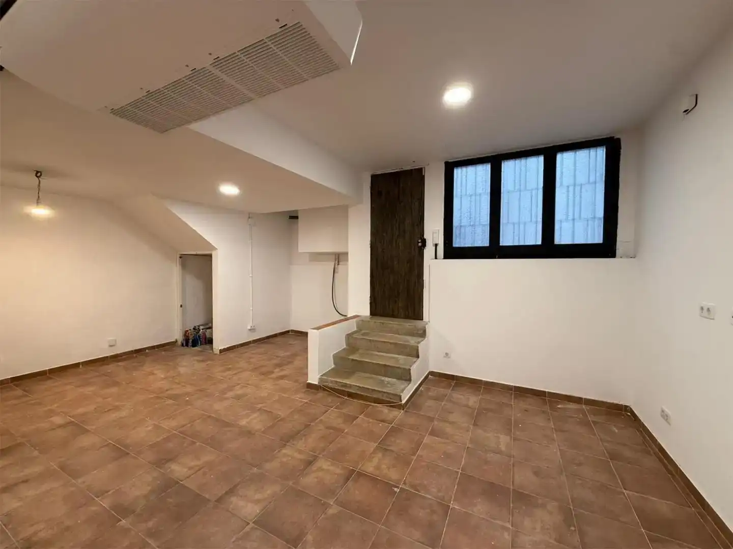 Local de alquiler en Sitges con Aire acondicionado