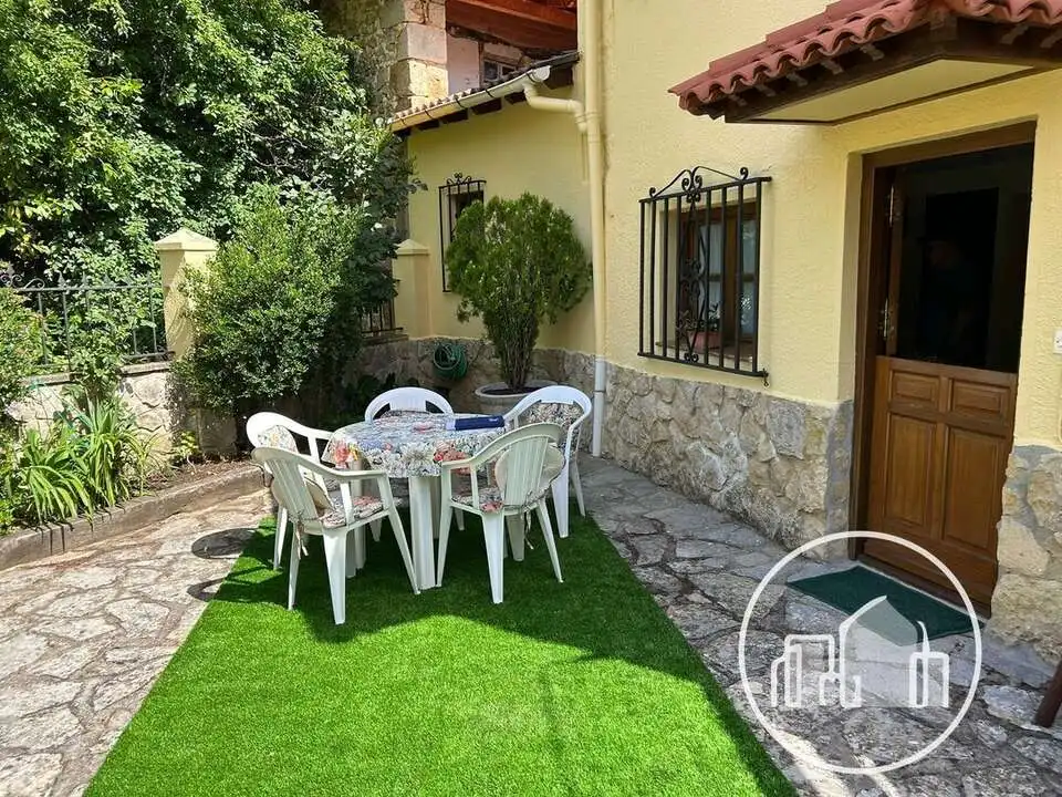 Houses for sale in Merindad de Valdeporres