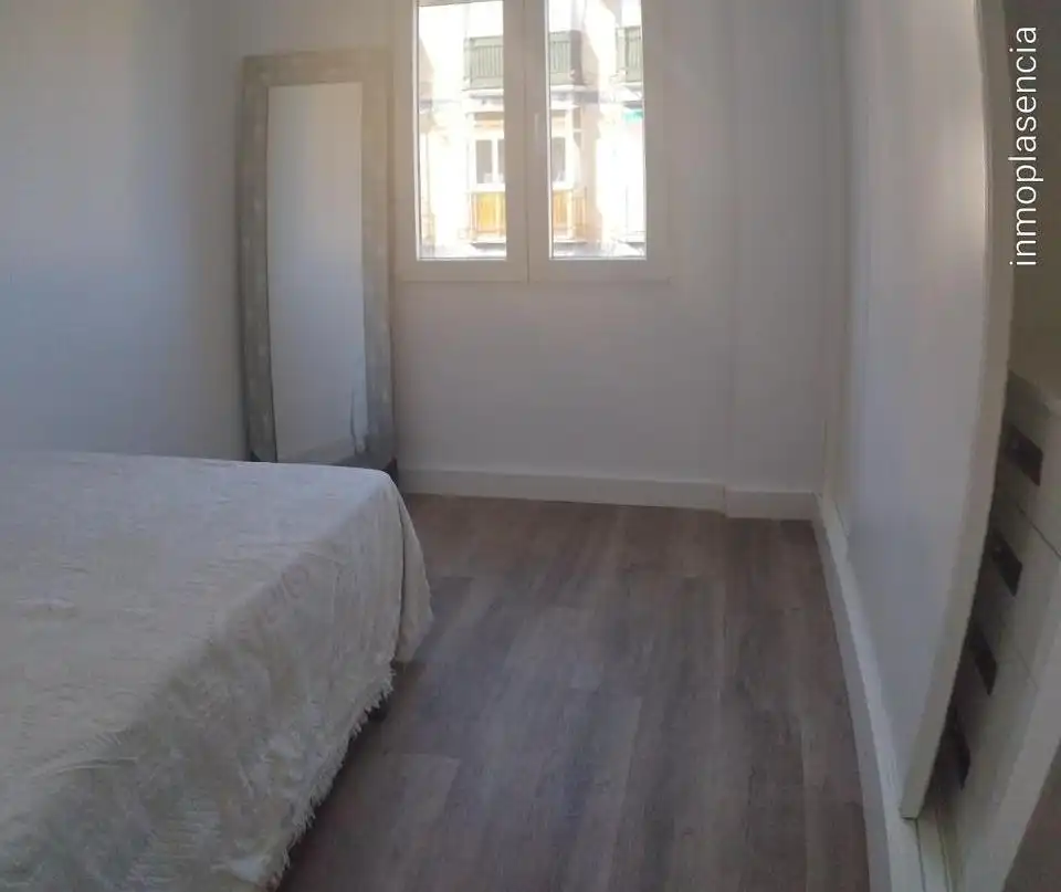 Flat for rent in maria la brava, Miralvalle - Av. Virgen del Puerto - La Data