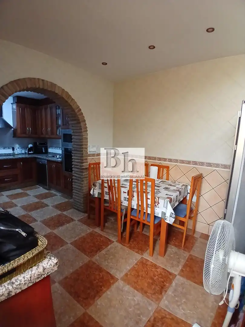 Dining room of Houses for sale in Málaga  with Air Conditioner, Terrace and Balcony