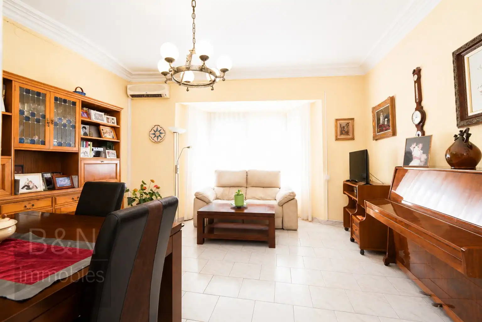 Sala de estar de Casa o chalet en venta en Terrassa con Aire acondicionado, Calefacción y Terraza