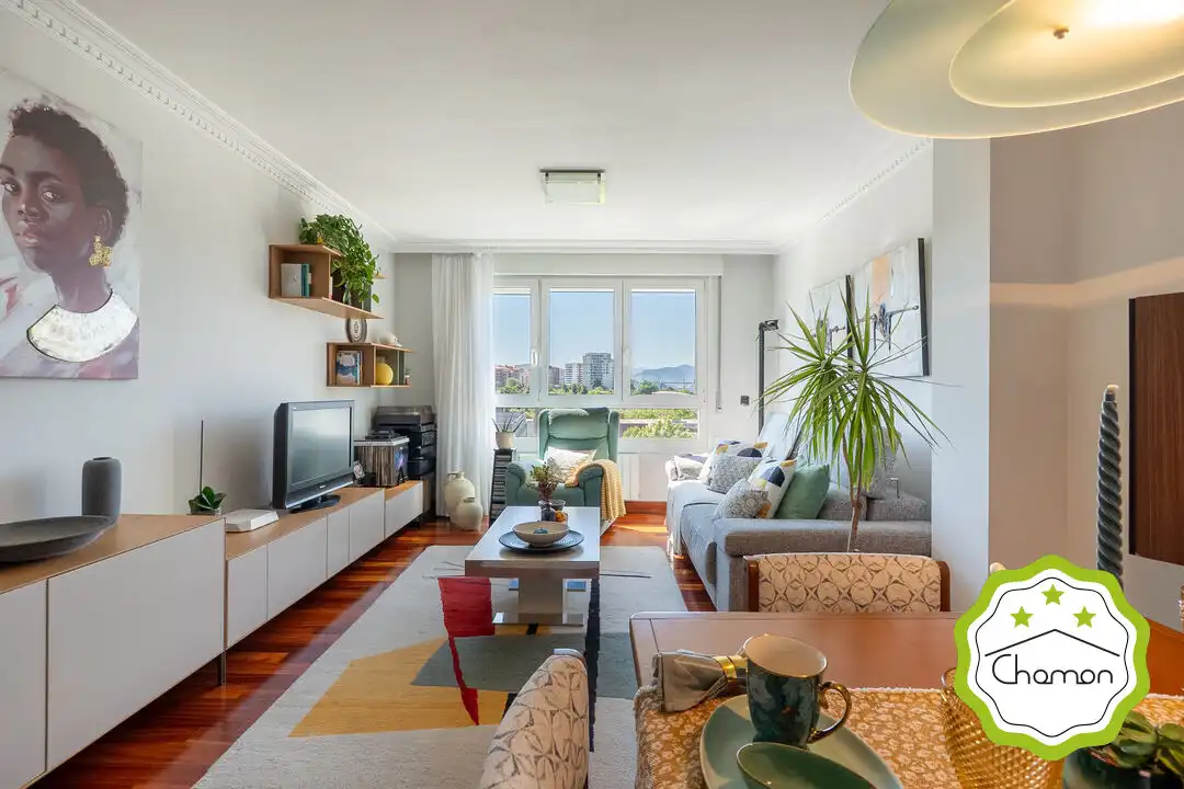 Flat with lift for sale in Centro Urbano - Hirigunea, imagen 3