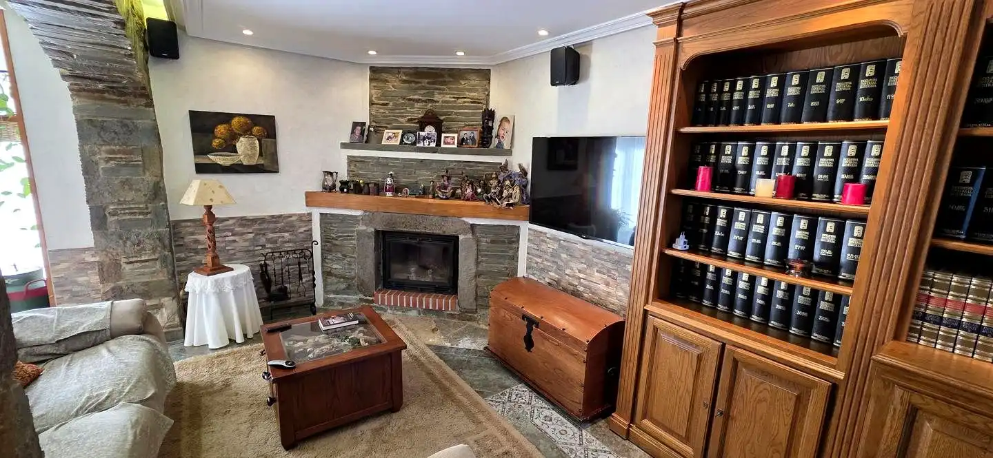 Living room of Houses for sale in Valdés - Luarca  with Heating, Private garden and Parquet flooring