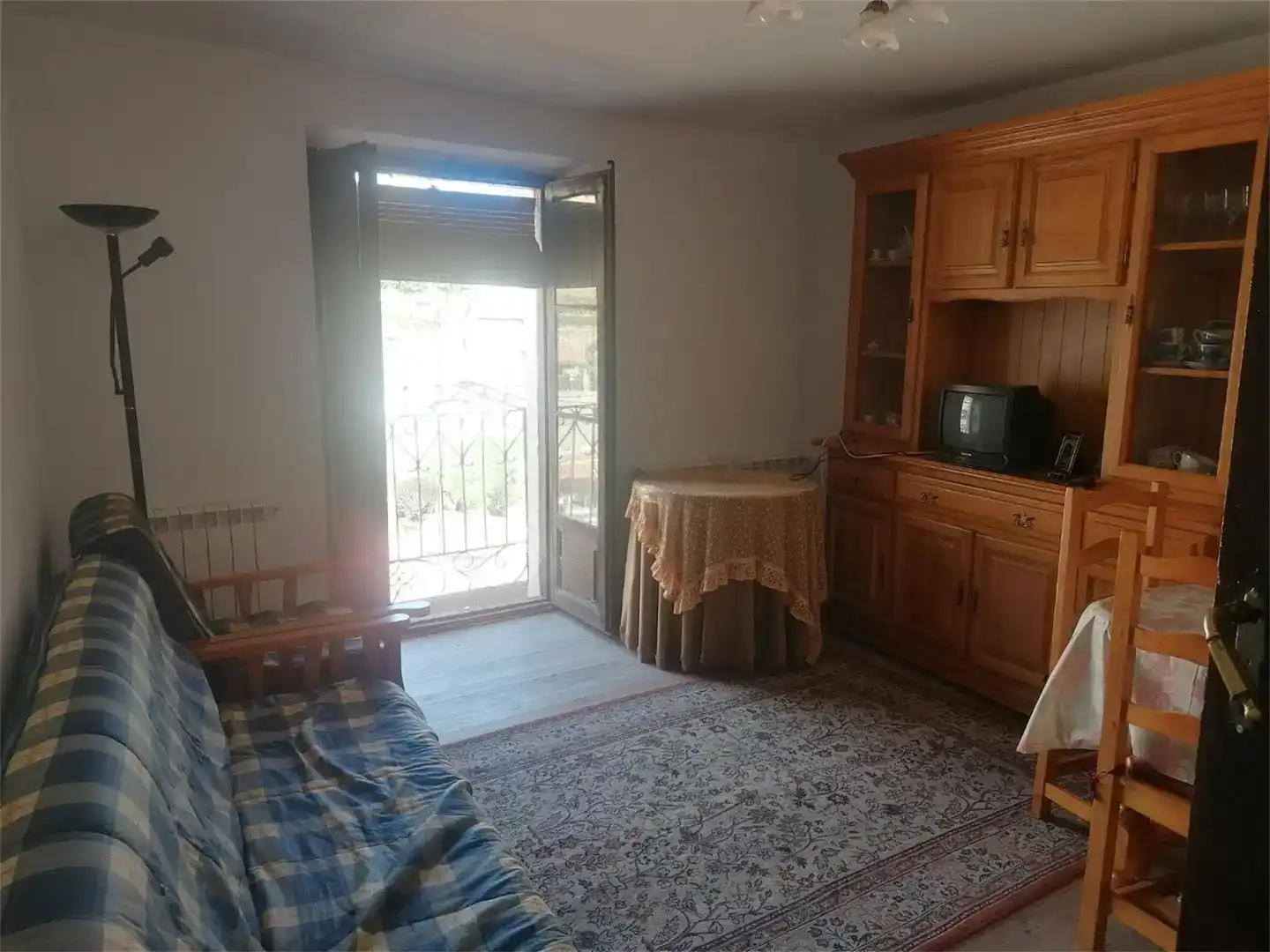 Sala d'estar de Casa adosada en venda en Villoslada de Cameros amb Balcó