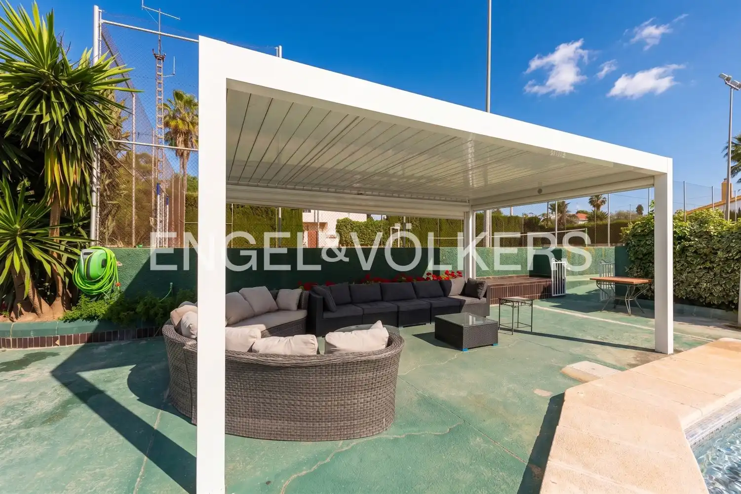 Terraza de Casa o chalet en venta en Chiva con Aire acondicionado, Calefacción y Jardín privado