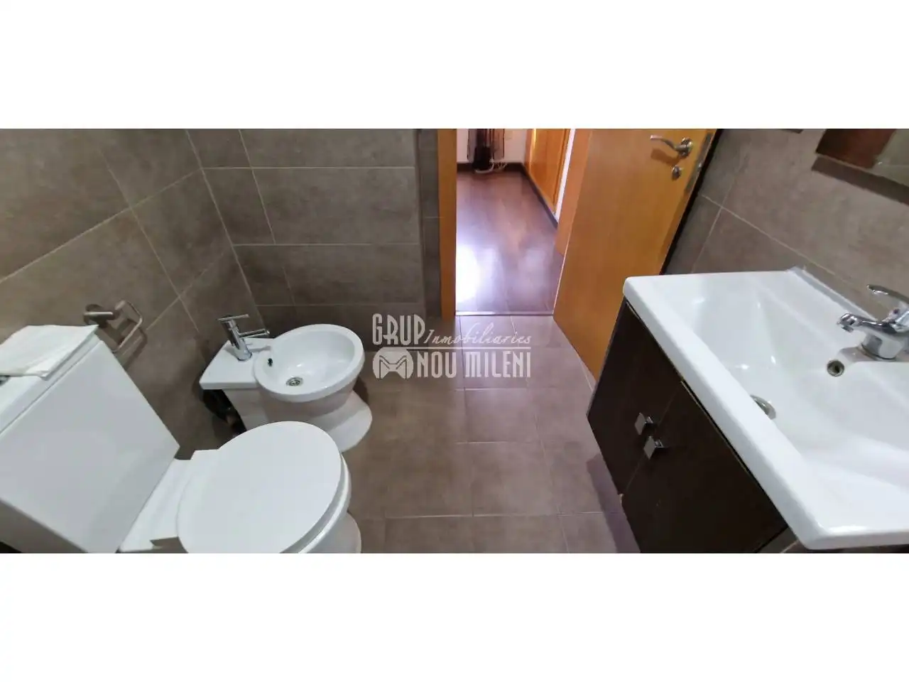 Bany de Pis de lloguer en Paiporta amb Aire condicionat, Parquet i Moblat