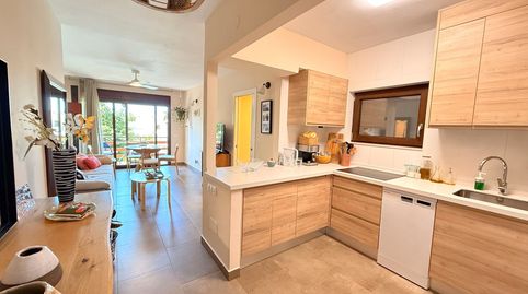 Foto 2 de Apartamento en venta en Puerto de Estepona, Estepona